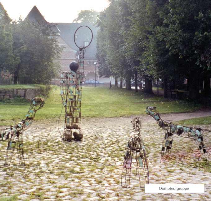 Schattenspiel - Klaus Peters Kunst - Landart Ausstellung Schloss Reinbek